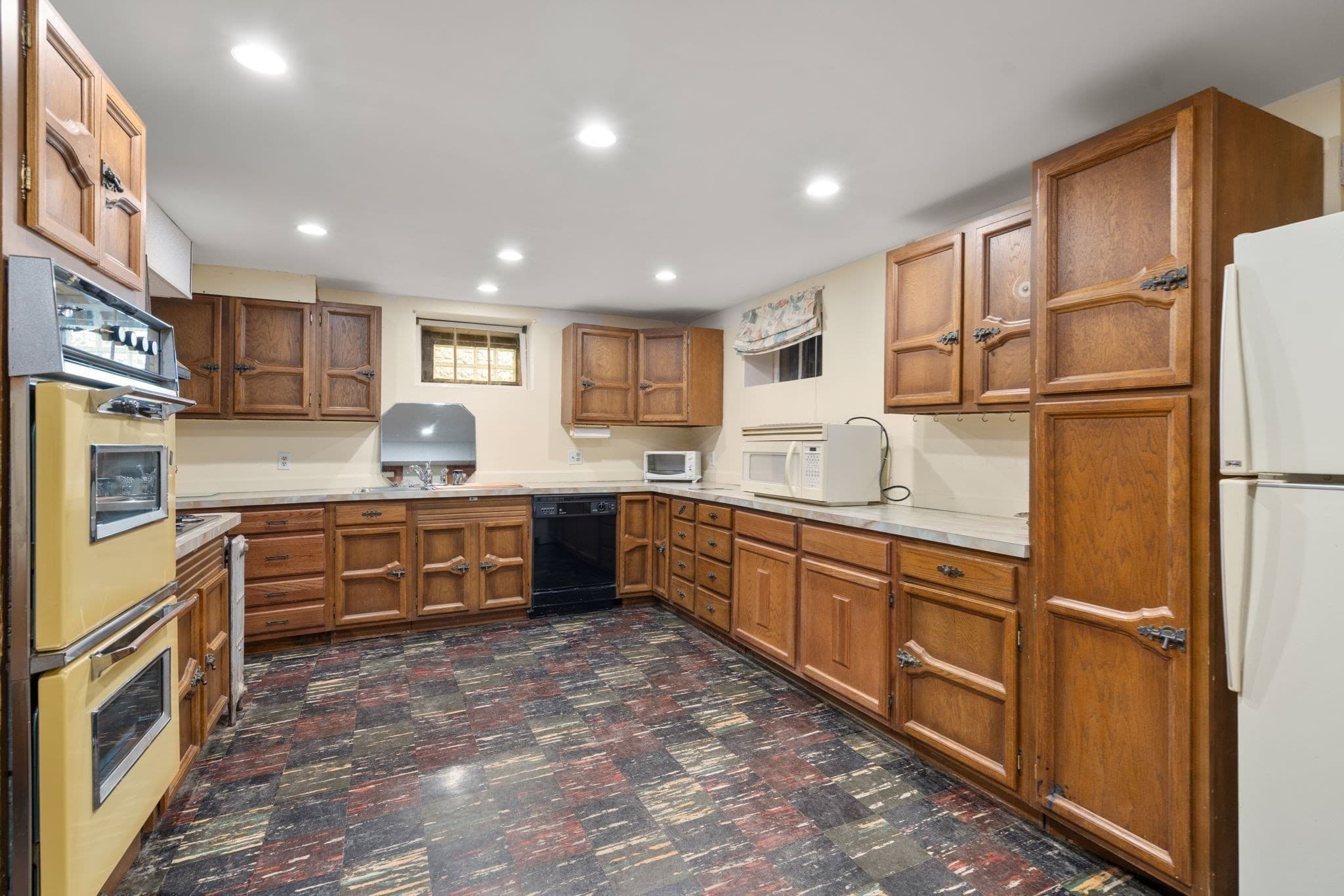 Single Family Residence at 128 Shore Ave, Quincy MA 02169, Quincy, photo 37 of 39
