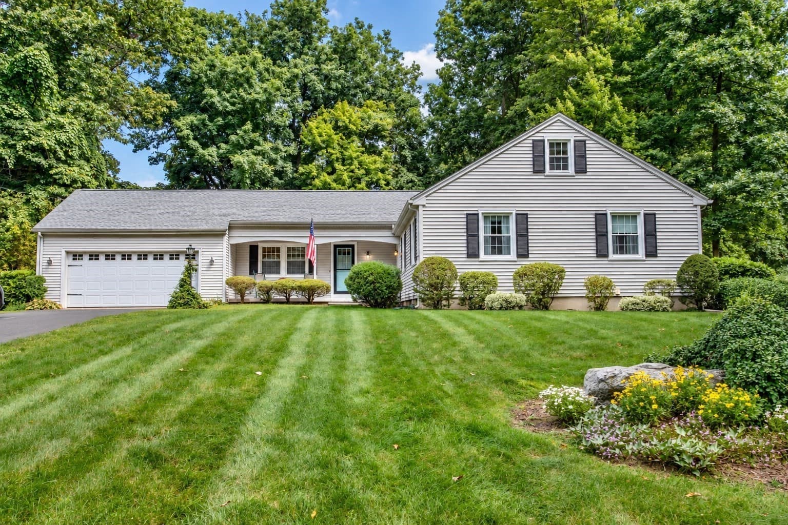 26 Morningside Drive, Westfield MA 01085
