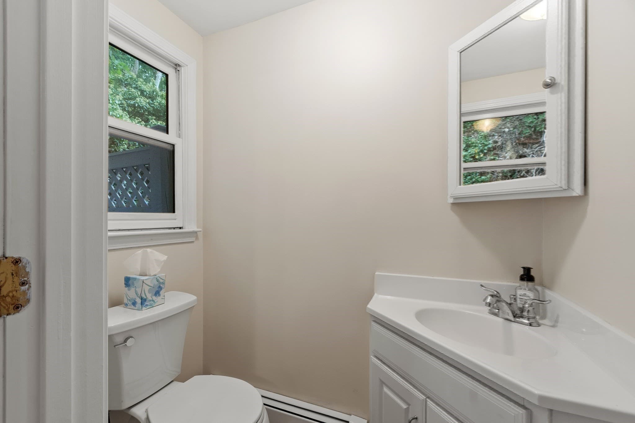 Single Family Residence at 95 Pine St # A, Manchester MA 01944, Manchester, photo 10 of 21