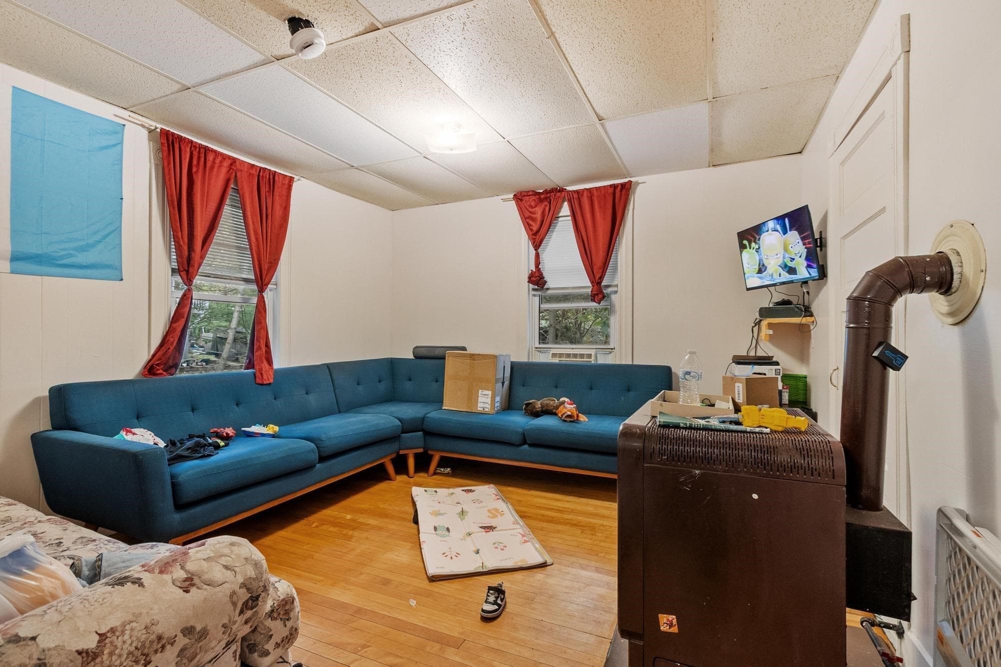 3 Family at 11 Nutting St, Fitchburg MA 01420, Fitchburg, photo 15 of 26