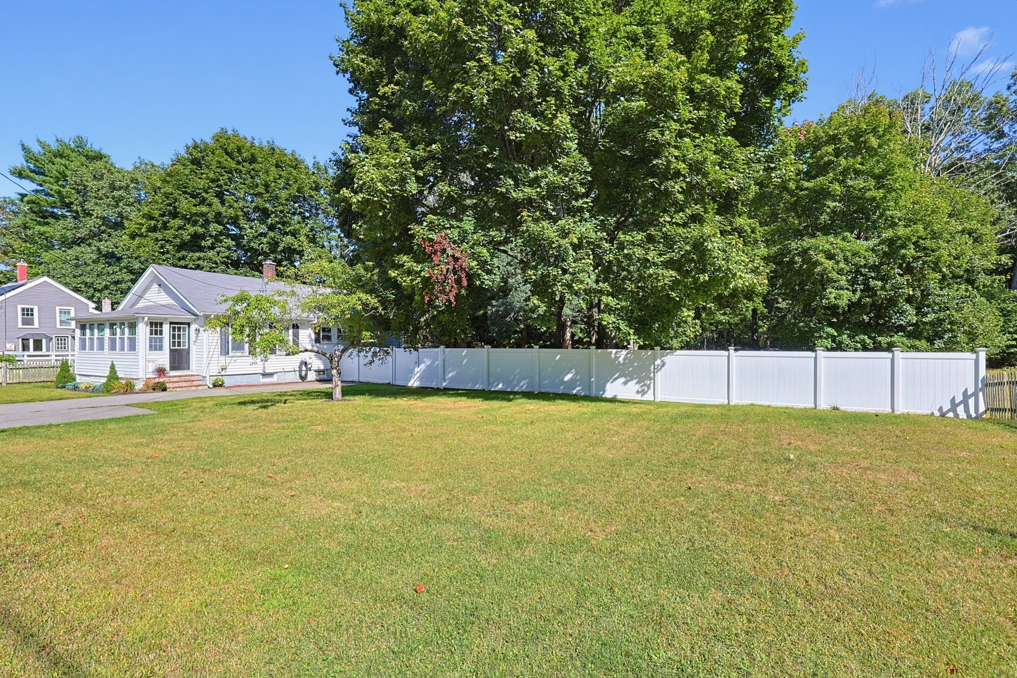 Single Family Residence at 300 Cocasset St, Foxboro MA 02035, Foxboro, photo 2 of 42