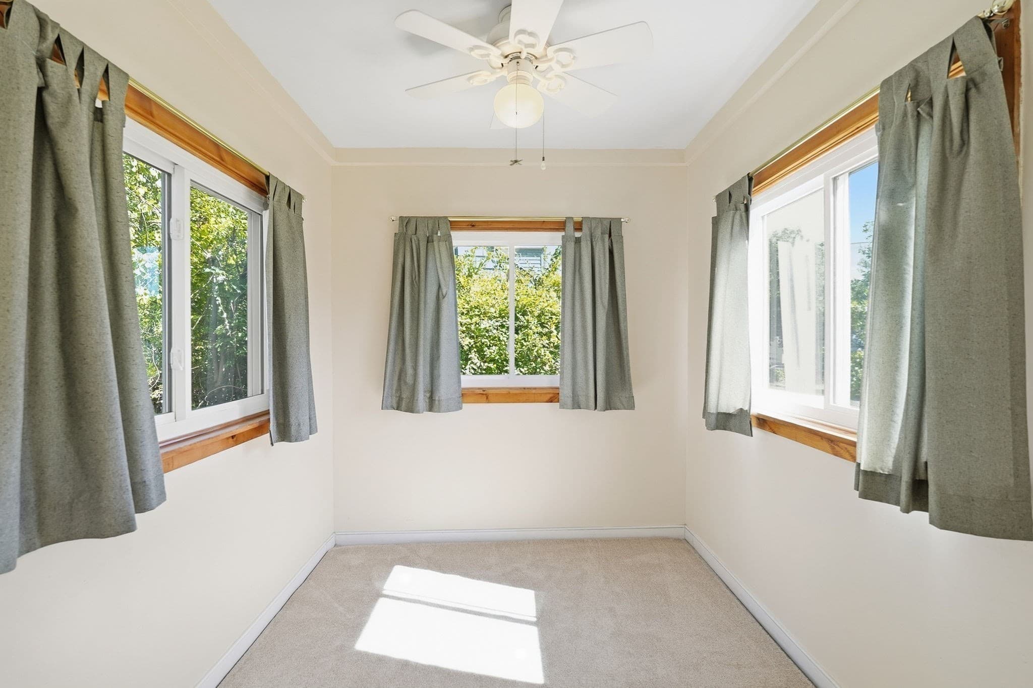 Single Family Residence at 24 Grandview St, Northampton MA 01062, Northampton, photo 12 of 24