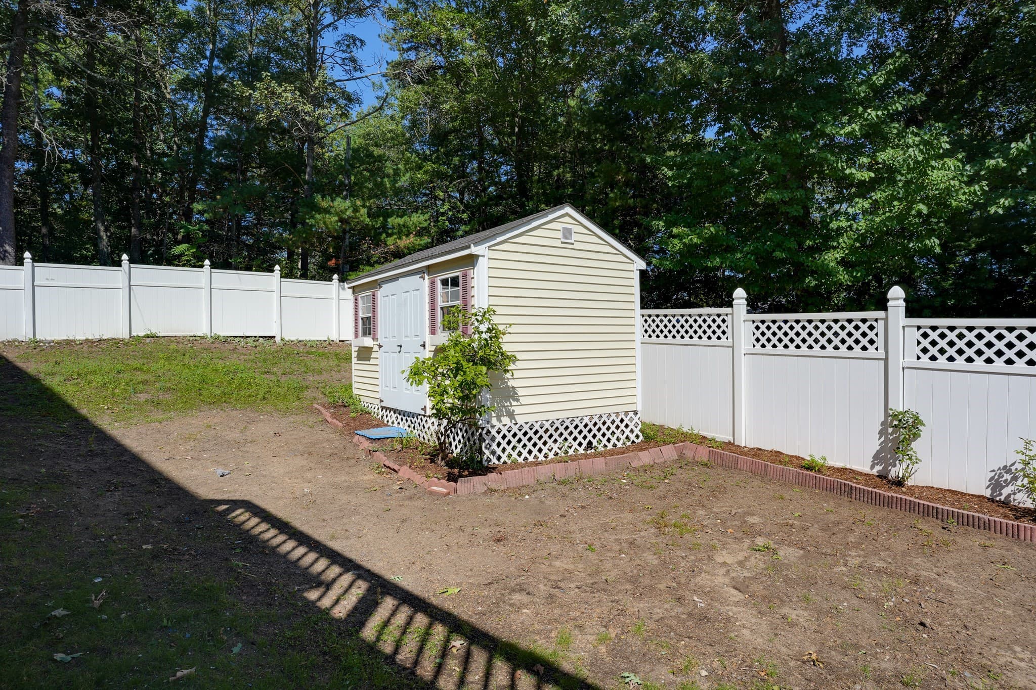 Single Family Residence at 4 Quail Run Rd, Wilmington MA 01887, Wilmington, photo 34 of 41
