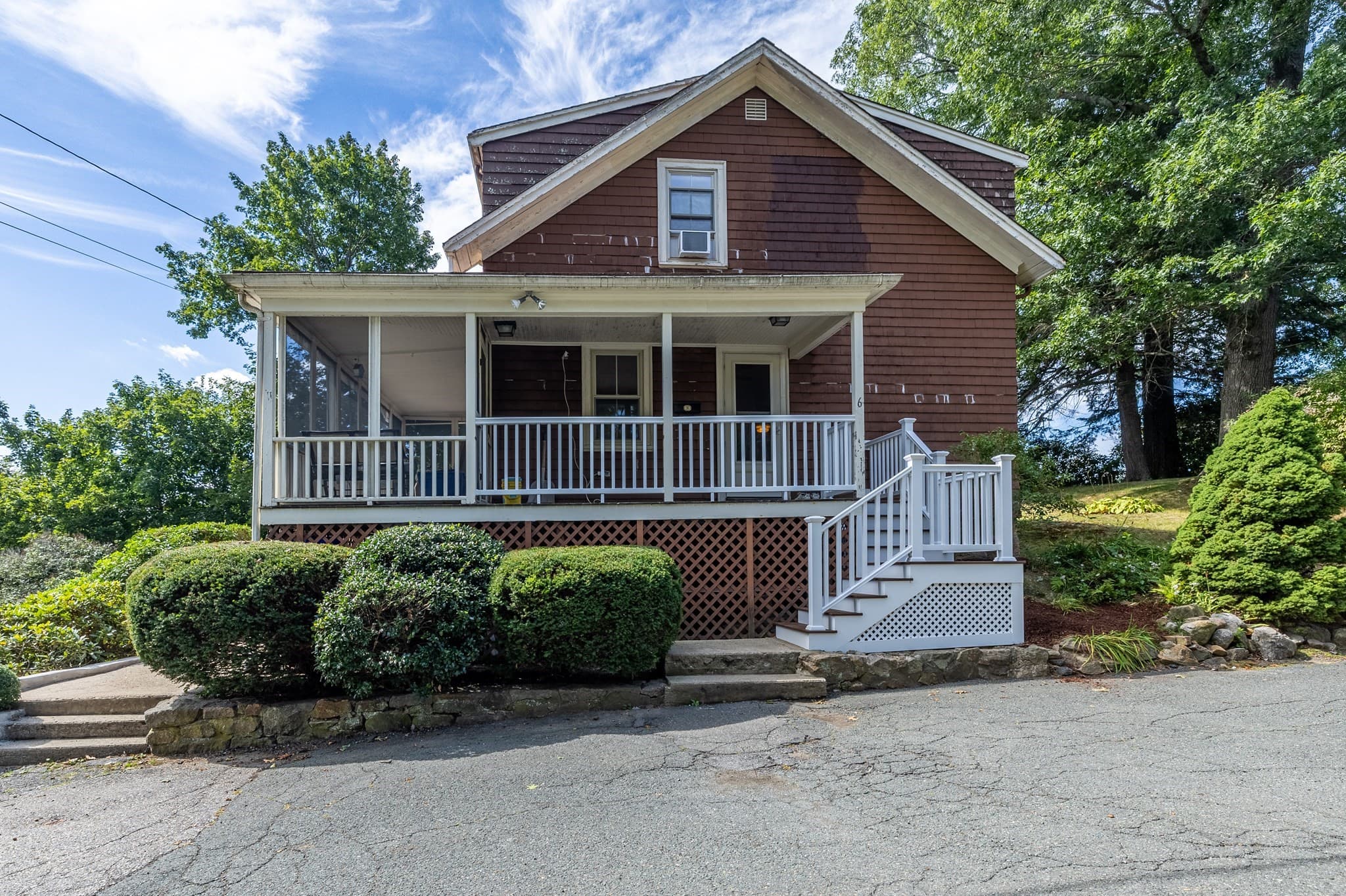 6 Hillcrest Rd, Beverly MA 01915