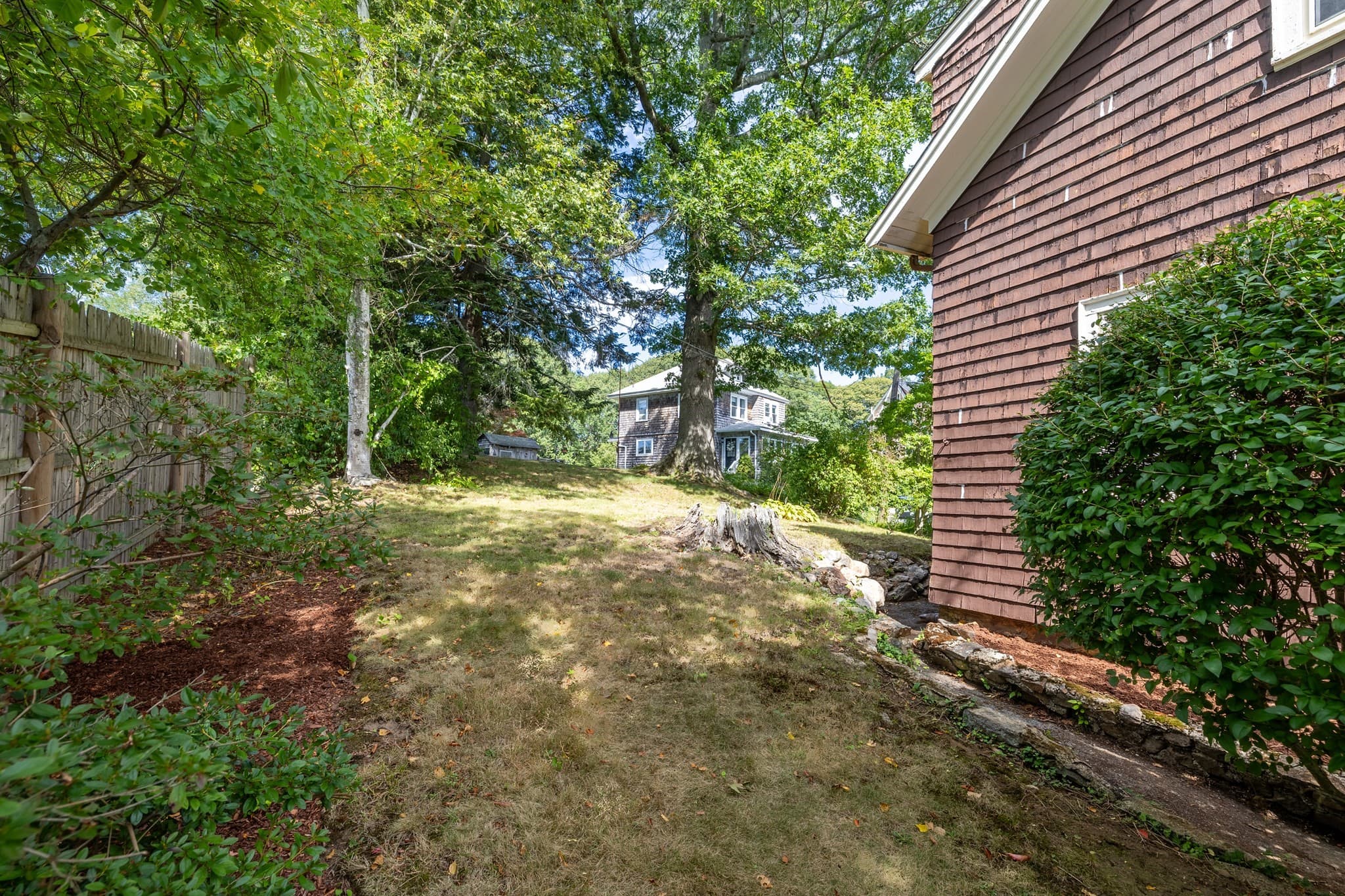 Single Family Residence at 6 Hillcrest Rd, Beverly MA 01915, Beverly, photo 5 of 36