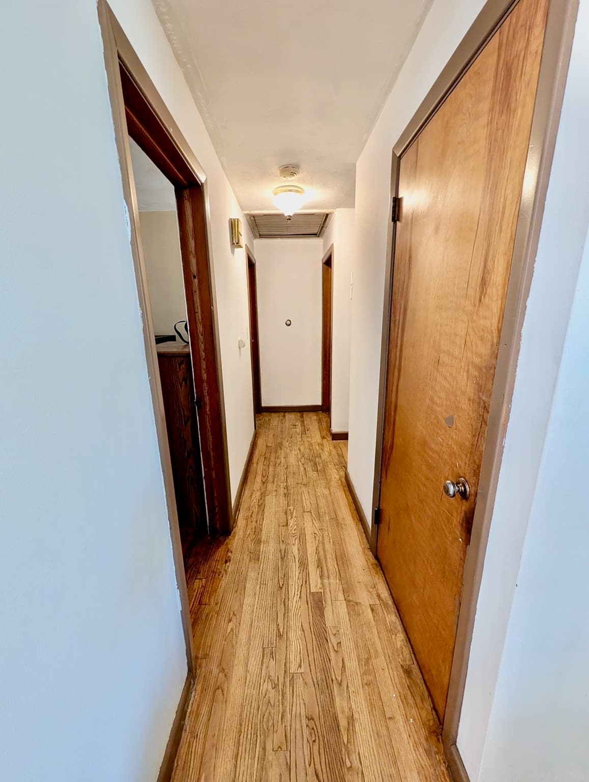 Single Family Residence at 624 Granville Road, Westfield MA 01085, Westfield, photo 10 of 27