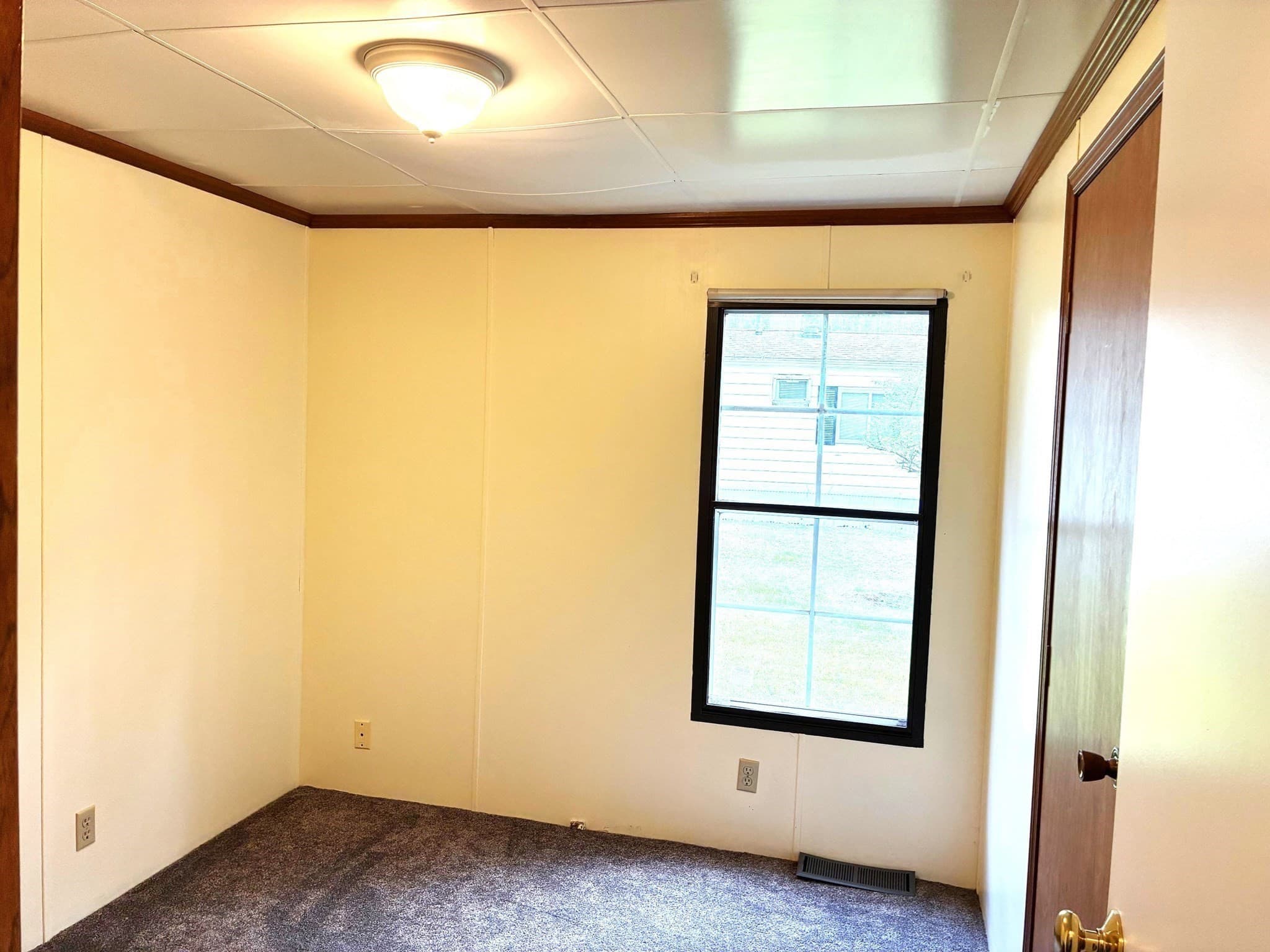 Mobile Home at 8A Lisa Cir., Merrimac MA 01860, Merrimac, photo 19 of 25