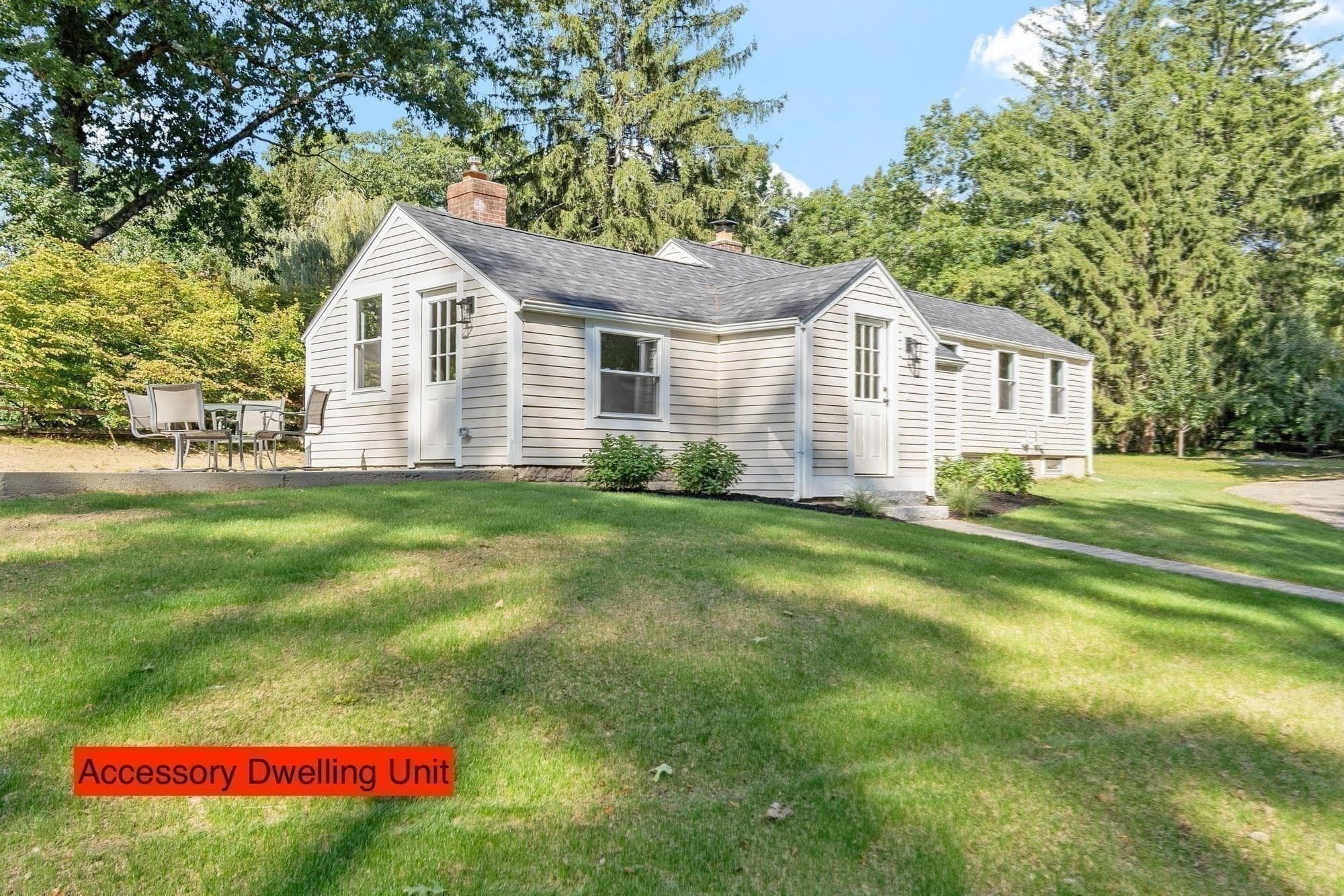 Single Family Residence at 96 King St, Littleton MA 01460, Littleton, photo 29 of 39
