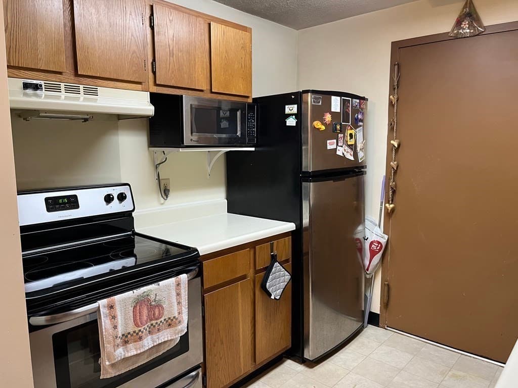 Condominium at 5 Post Oak Ln # 14, Natick MA 01760, Natick, photo 7 of 12