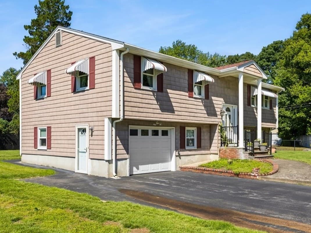 Single Family Residence at 18 Wildwood Ave, Taunton MA 02780, Taunton, photo 3 of 42