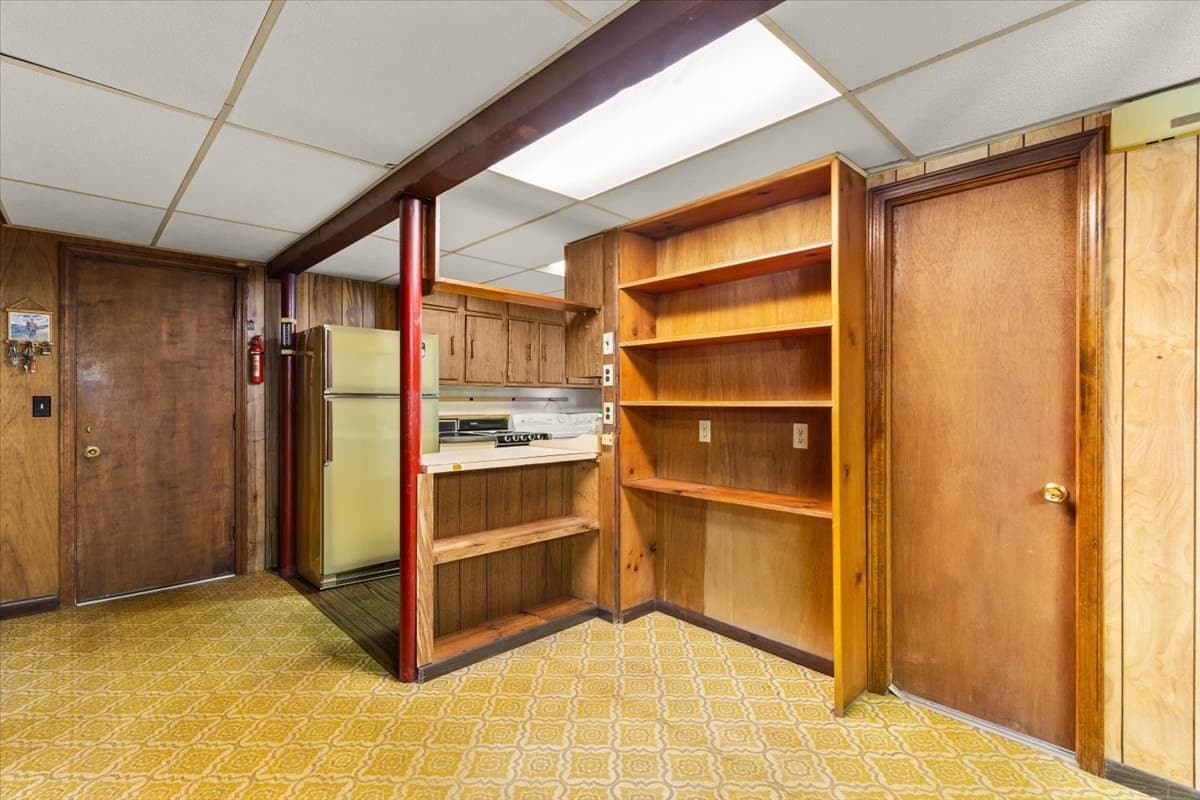 Single Family Residence at 18 Wildwood Ave, Taunton MA 02780, Taunton, photo 36 of 42