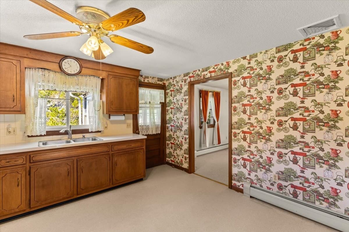 Single Family Residence at 18 Wildwood Ave, Taunton MA 02780, Taunton, photo 21 of 42