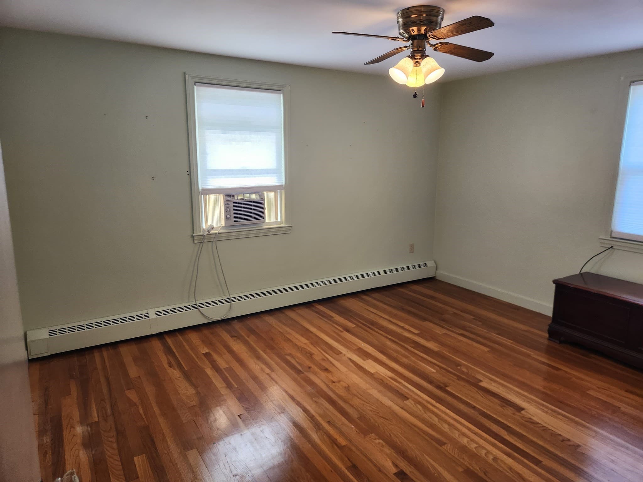 Single Family Residence at 8 Nelson Park Drive, Worcester MA 01605, Worcester, photo 9 of 26