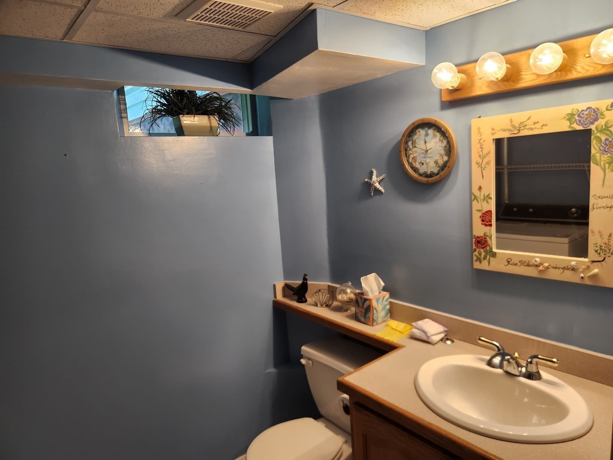 Single Family Residence at 8 Nelson Park Drive, Worcester MA 01605, Worcester, photo 15 of 26