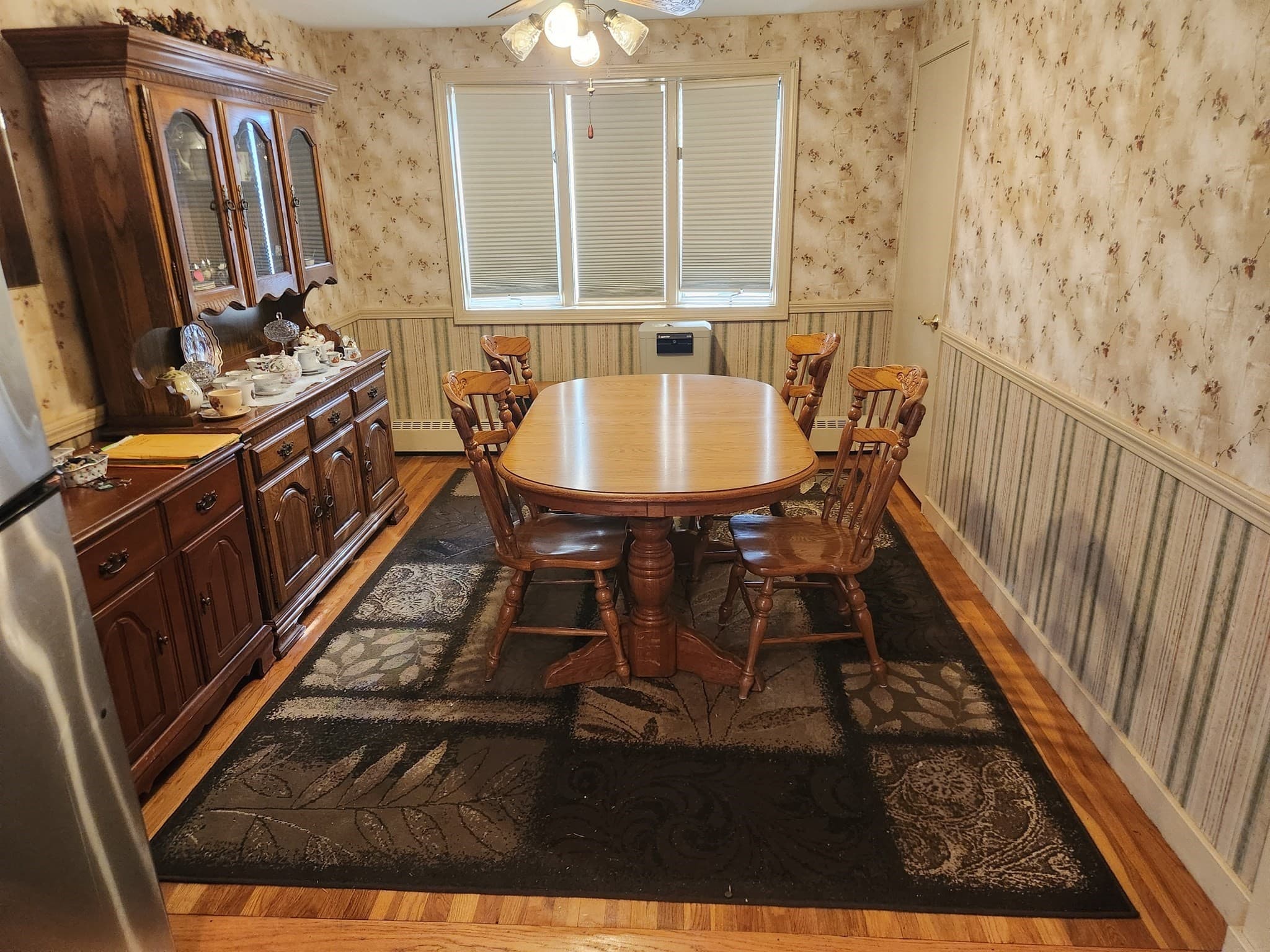 Single Family Residence at 8 Nelson Park Drive, Worcester MA 01605, Worcester, photo 8 of 26