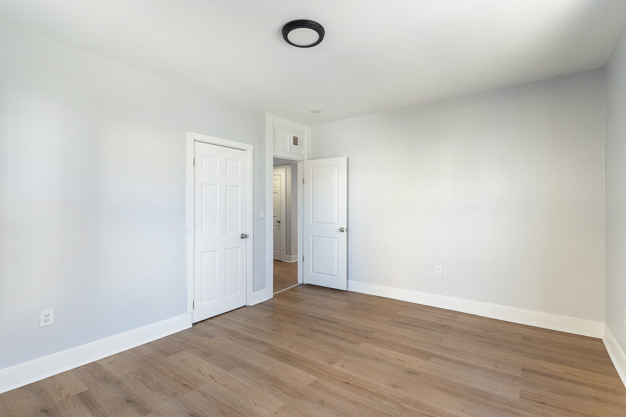 3 Family at 9 Rogers Ave, Lynn MA 01902, Lynn, photo 13 of 31