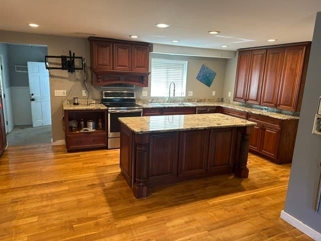 Single Family Residence at 56 France St, Middleboro MA 02346, Middleboro, photo 7 of 20