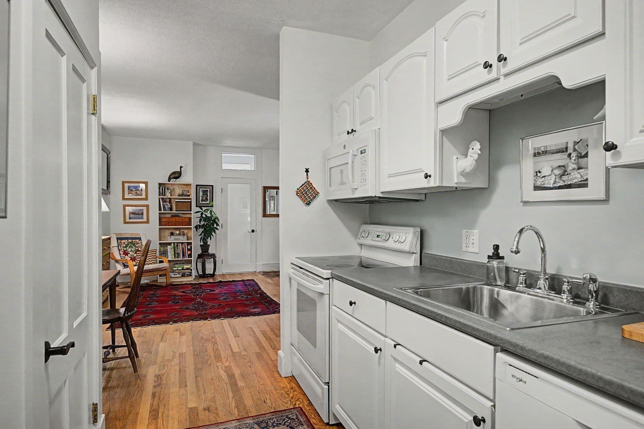 Condominium at 10 A Graves Ave # A, Northampton MA 01060, Northampton, photo 7 of 21