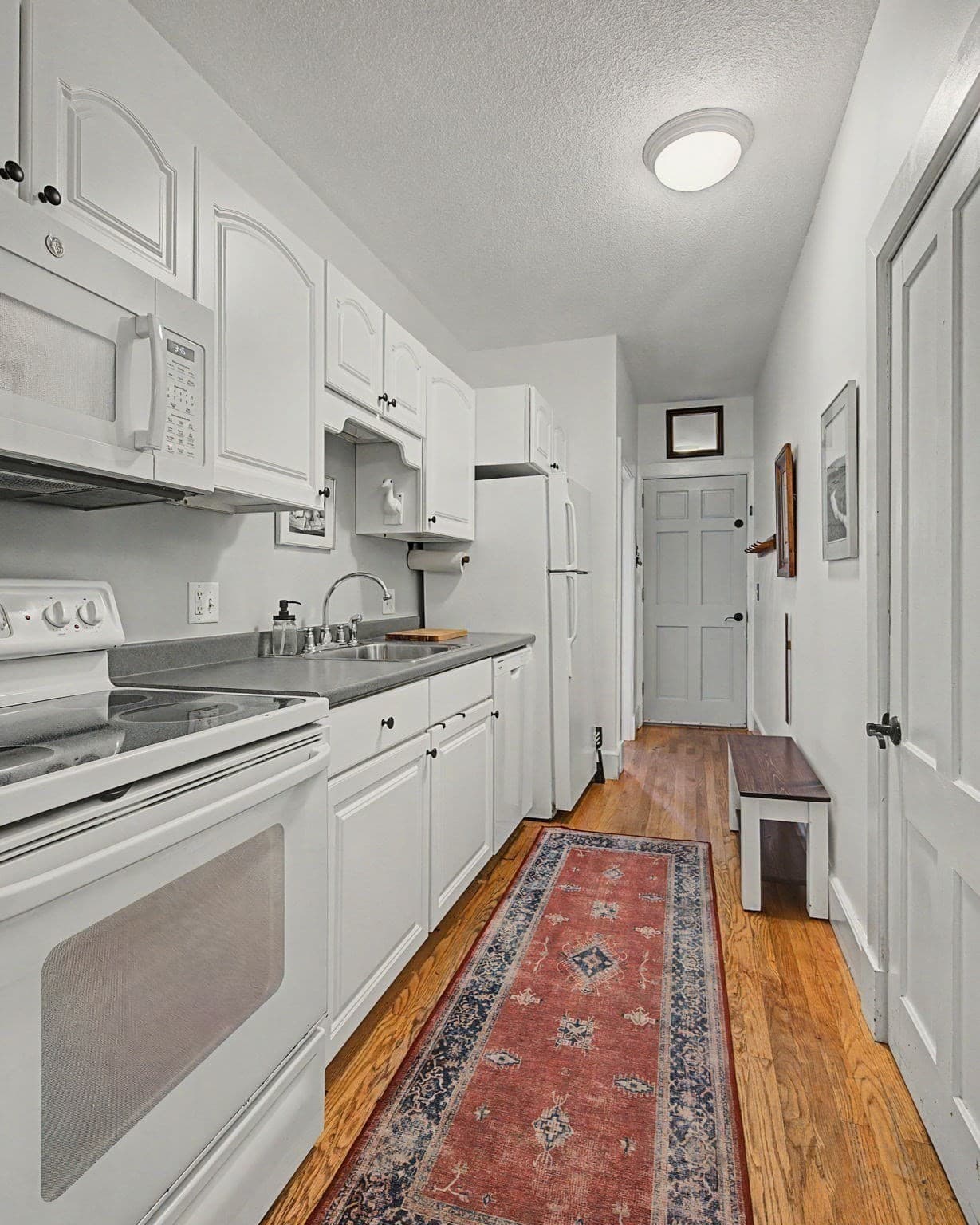 Condominium at 10 A Graves Ave # A, Northampton MA 01060, Northampton, photo 5 of 21