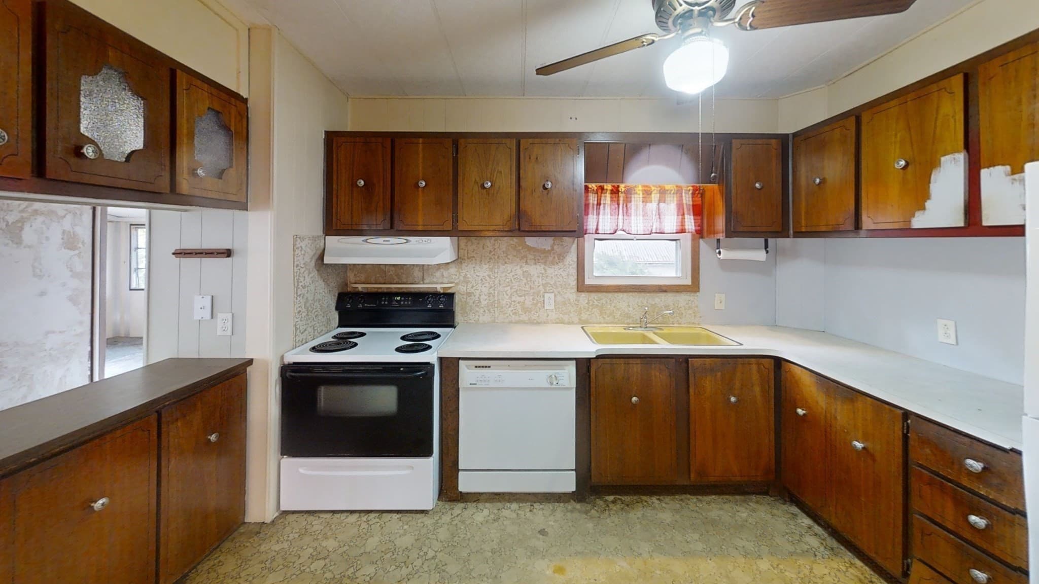 Mobile Home at 281 Chauncey Walker Street # 86B, Belchertown MA 01007, Belchertown, photo 2 of 21