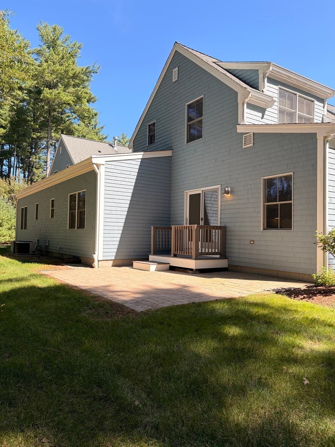 Condominium at 38 Hathaway Pond Cir # 38, Rochester MA 02770, Rochester, photo 4 of 32