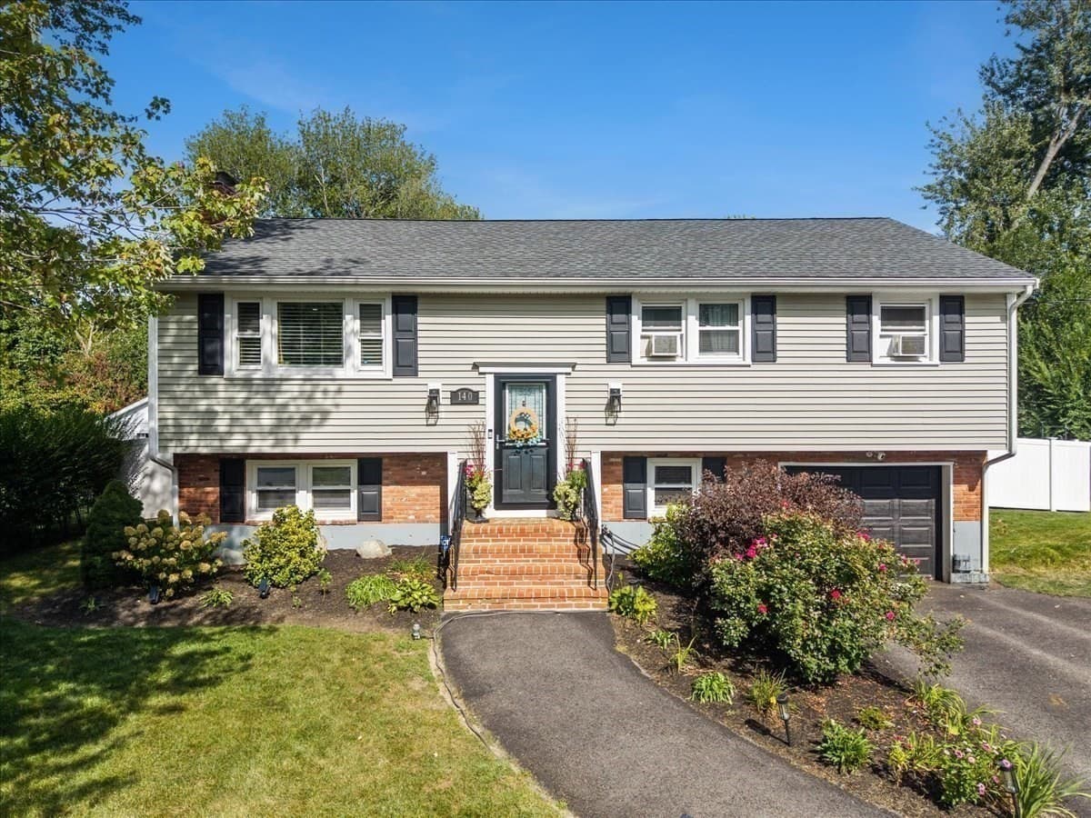 Single Family Residence at 140 Tosca Dr, Brockton MA 02301, Brockton, photo 2 of 42