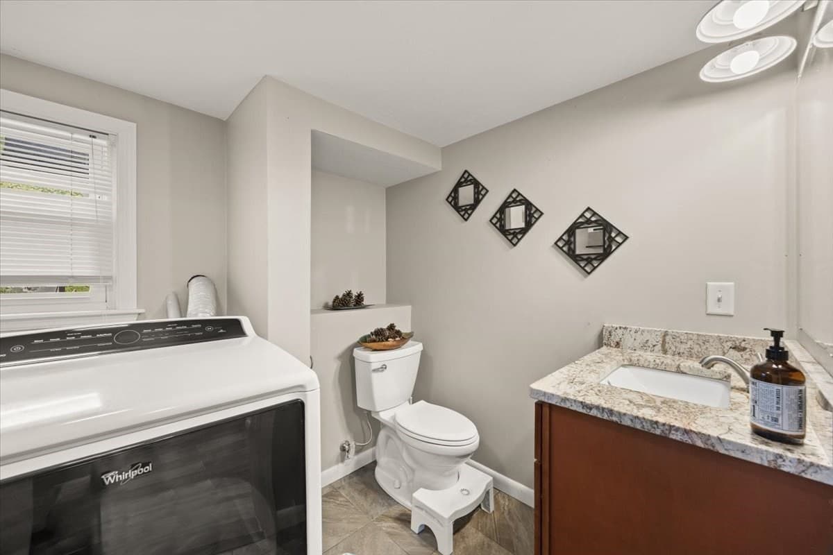 Single Family Residence at 140 Tosca Dr, Brockton MA 02301, Brockton, photo 24 of 42