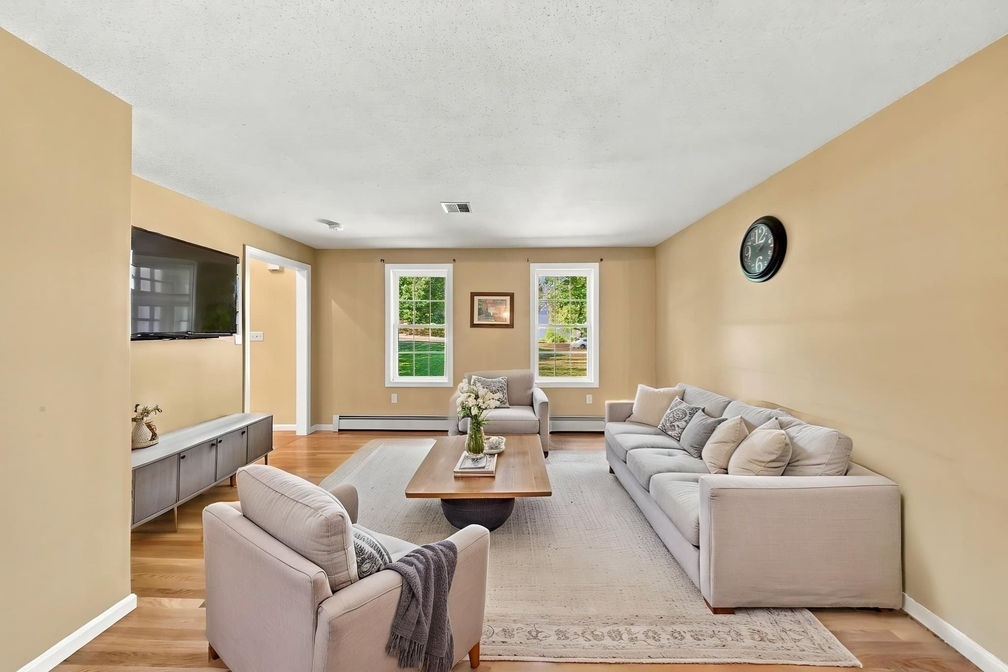 Single Family Residence at 43 Wampanoag Dr, Franklin MA 02038, Franklin, photo 6 of 32