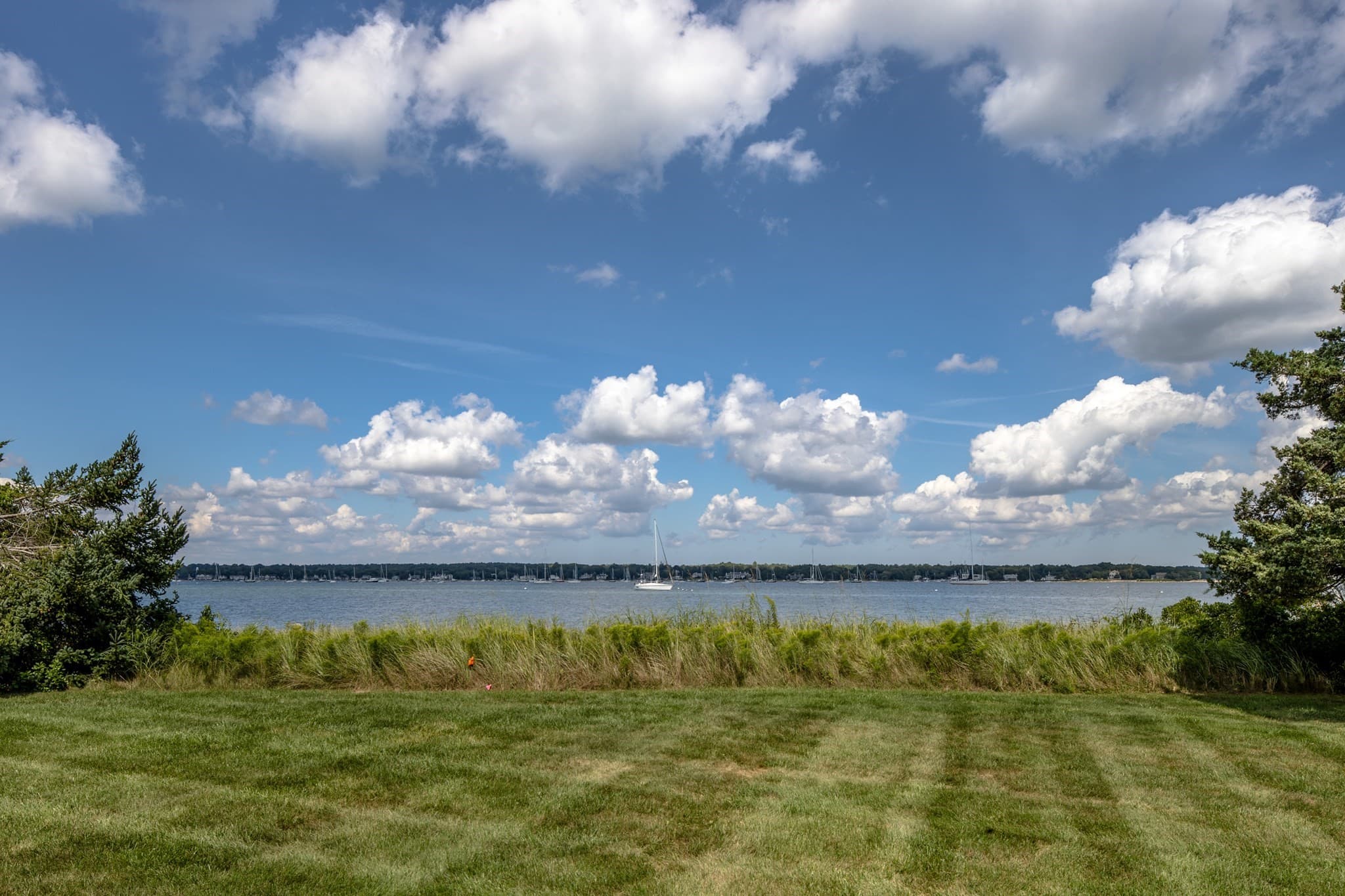 Single Family Residence at 8 Dyar Rd, Mattapoisett MA 02739, Mattapoisett, photo 7 of 42