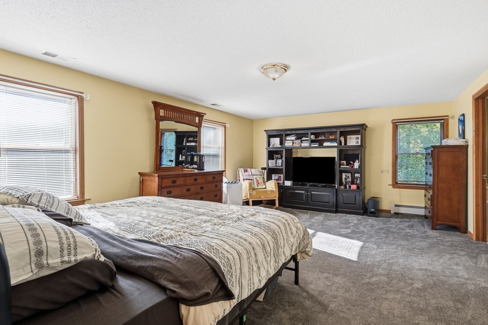 Single Family Residence at 155 Woodland Way, Russell MA 01071, photo 17 of 36