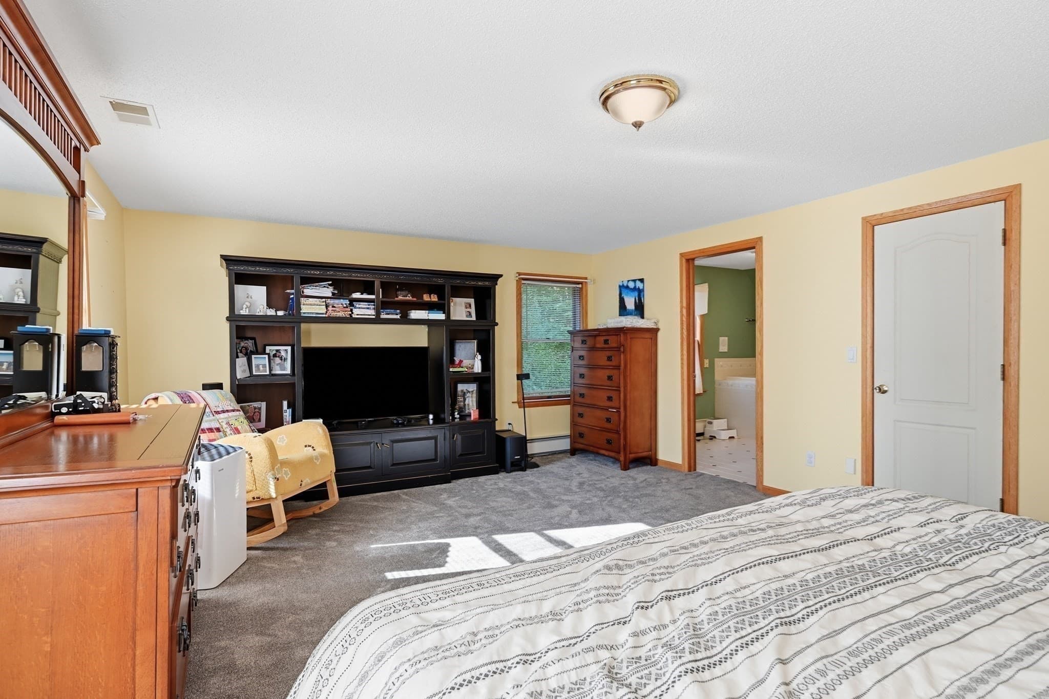 Single Family Residence at 155 Woodland Way, Russell MA 01071, photo 18 of 36