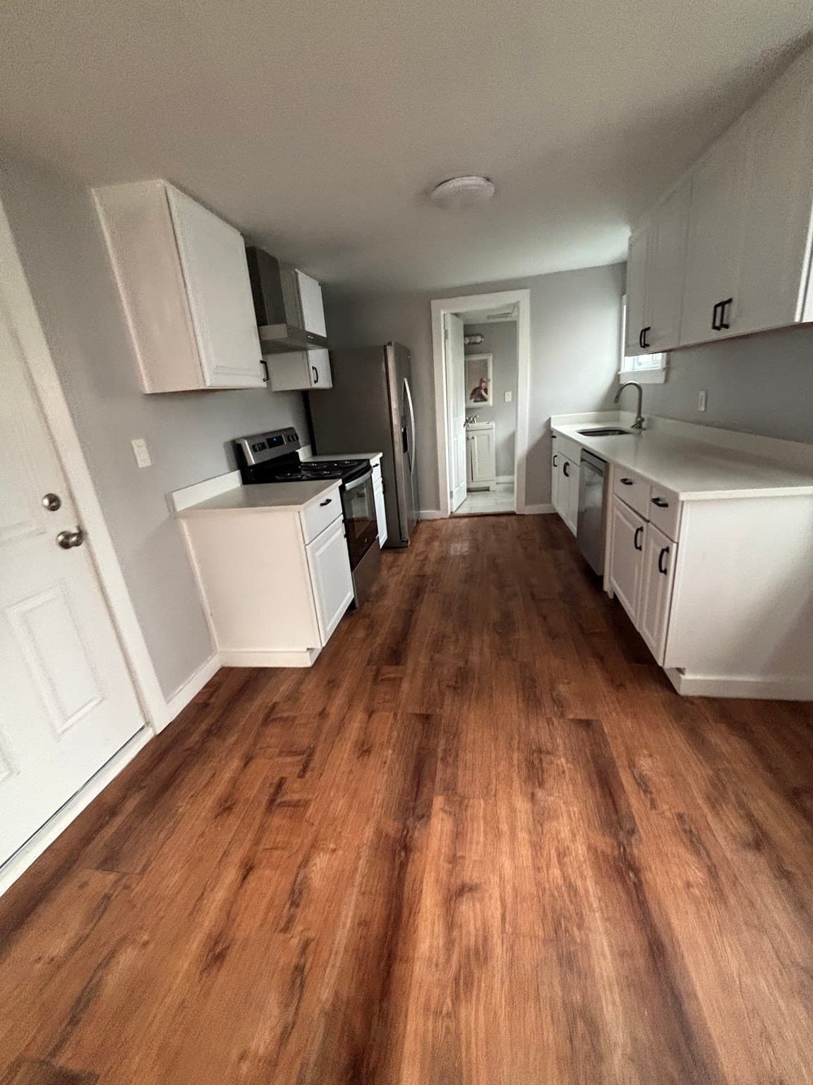 Single Family Residence at 46 Cottage St, New Bedford MA 02740, New Bedford, photo 2 of 16