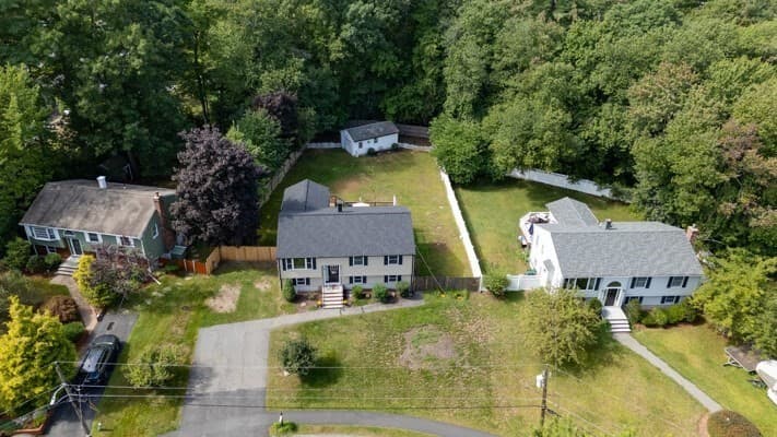 Single Family Residence at 5 William Rd, Billerica MA 01821, Billerica, photo 5 of 39