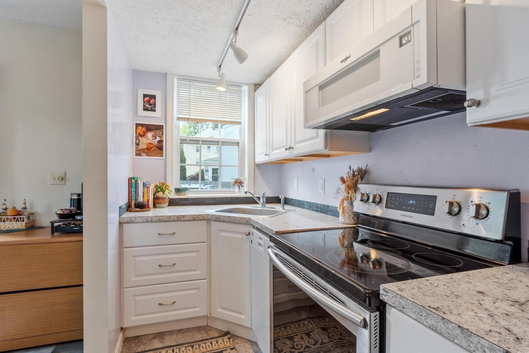 Condominium at 19 Sudbury St # 19, Maynard MA 01754, photo 12 of 22