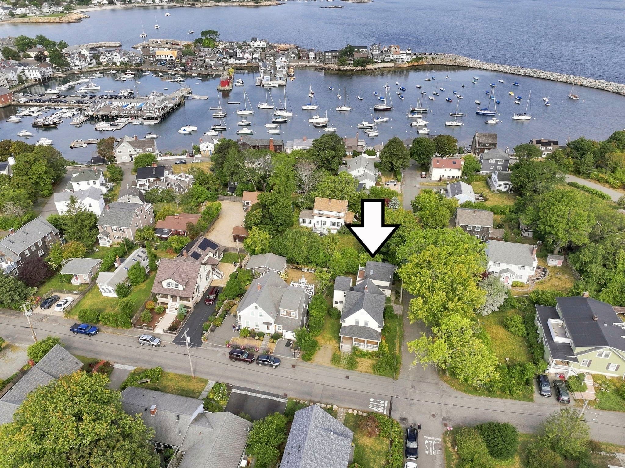 19 Norwood Ave, Rockport MA 01966