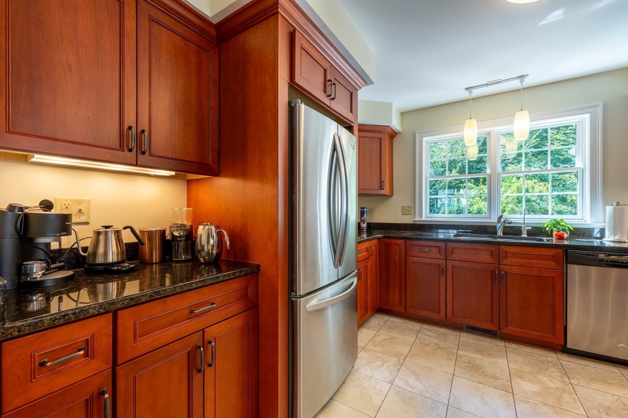 Condominium at 20 Bridge Rd # 31, Northampton MA 01062, Northampton, photo 16 of 38