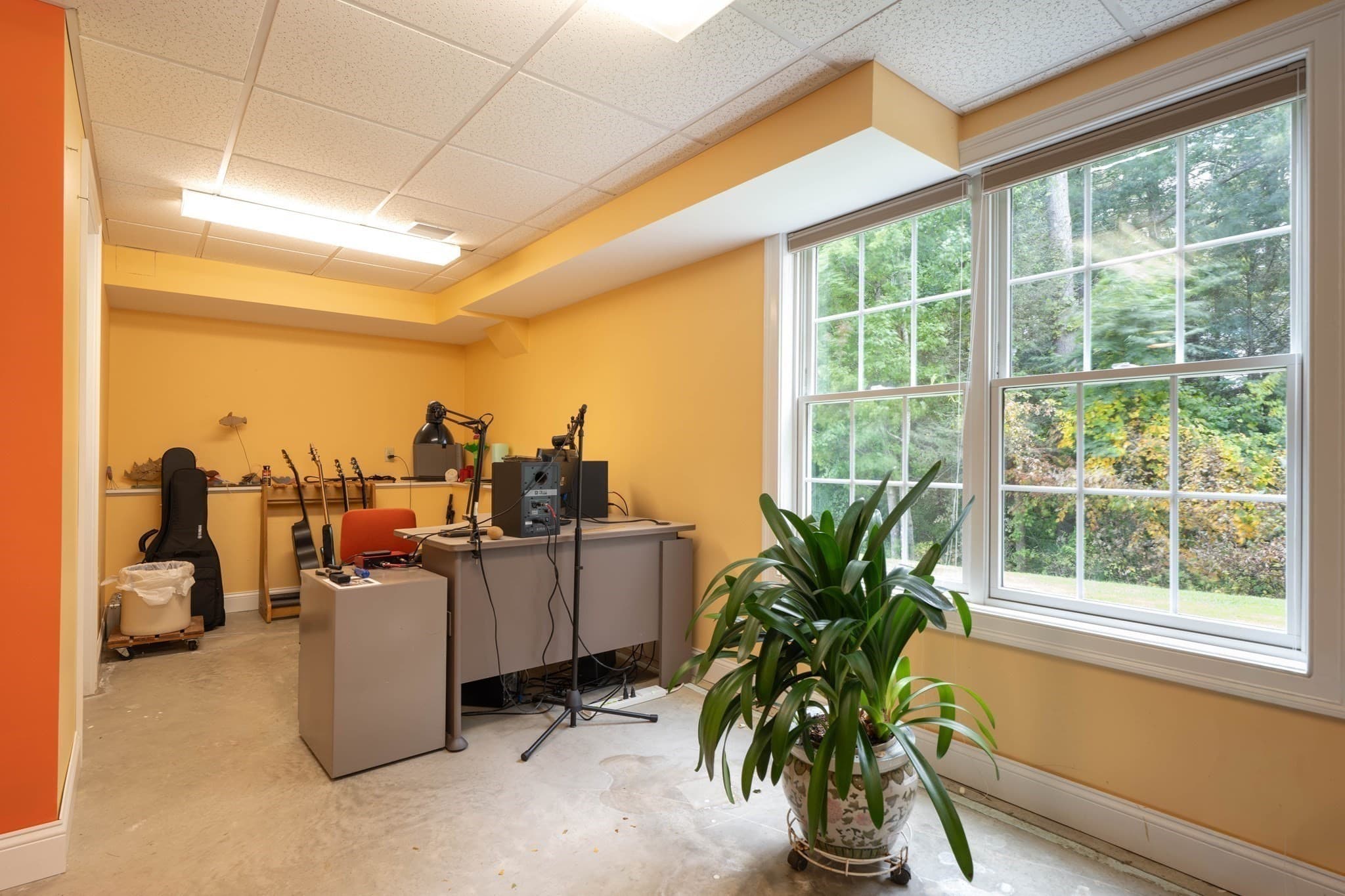 Condominium at 20 Bridge Rd # 31, Northampton MA 01062, Northampton, photo 35 of 38