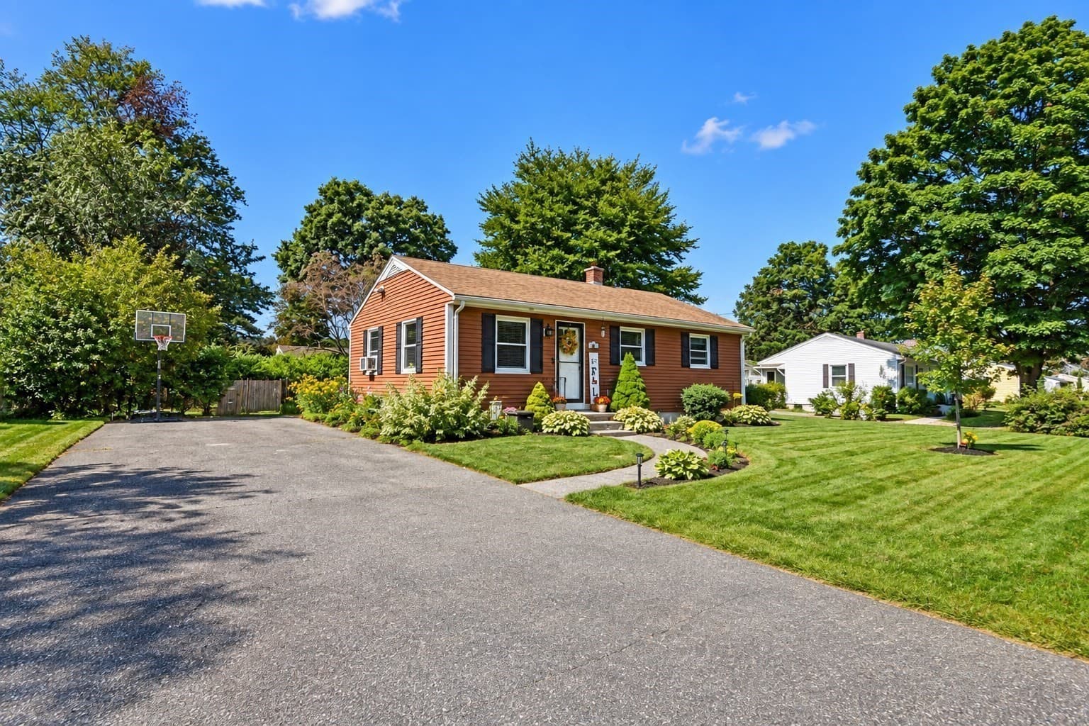 Single Family Residence at 92 Louis Rd, Springfield MA 01118, Springfield, photo 30 of 34