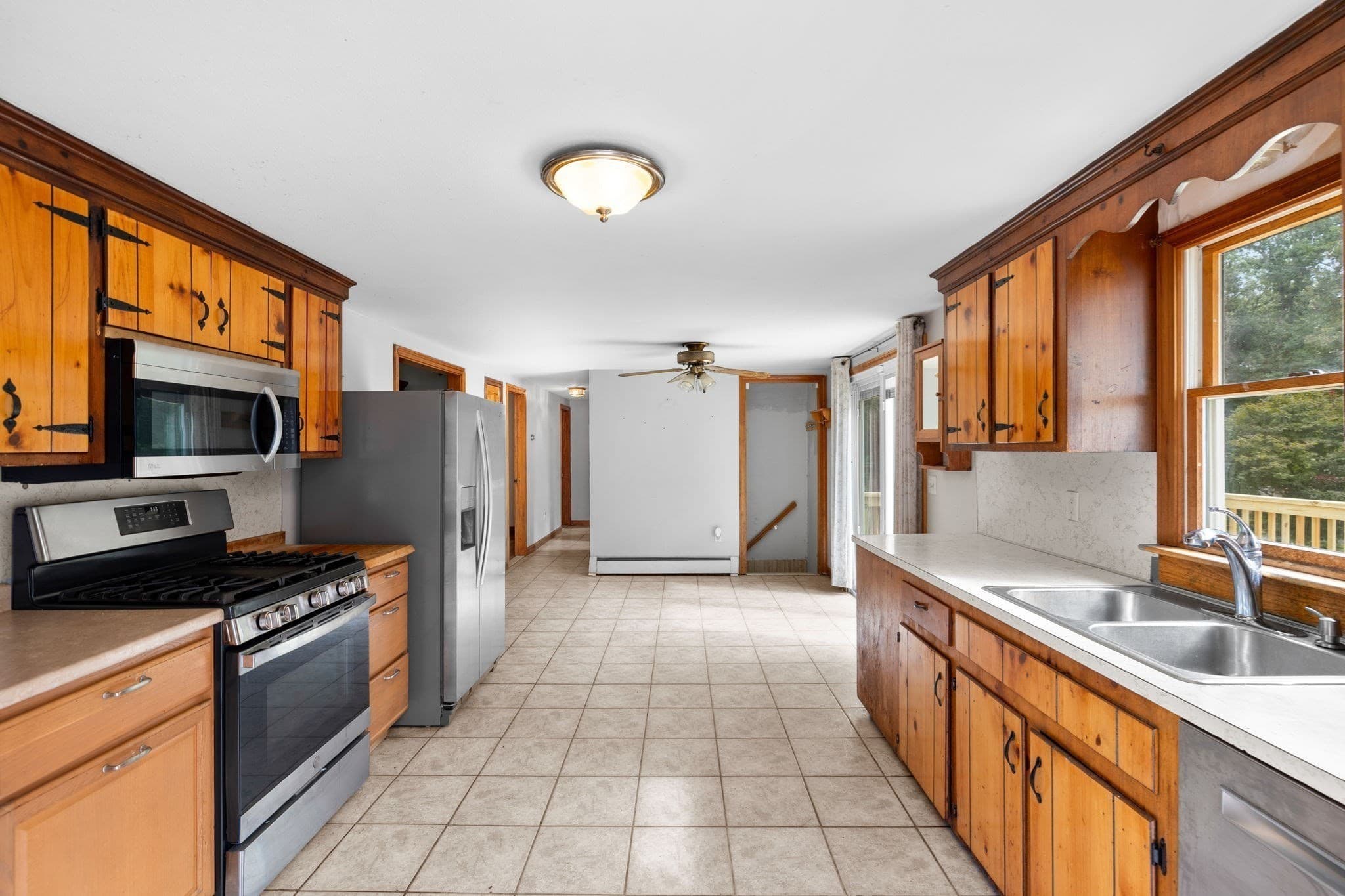 Single Family Residence at 19 Essex Rd, Mashpee MA 02649, Mashpee, photo 7 of 26