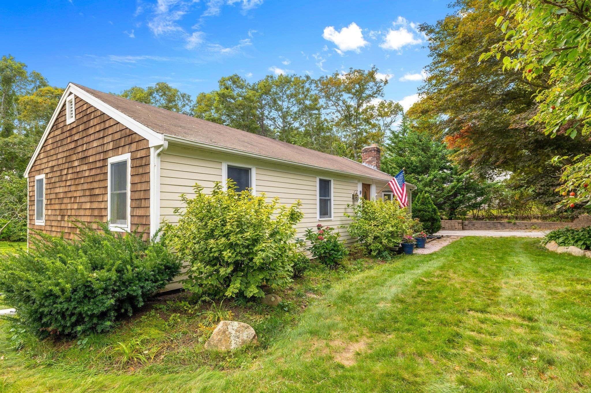 Single Family Residence at 19 Essex Rd, Mashpee MA 02649, Mashpee, photo 3 of 26