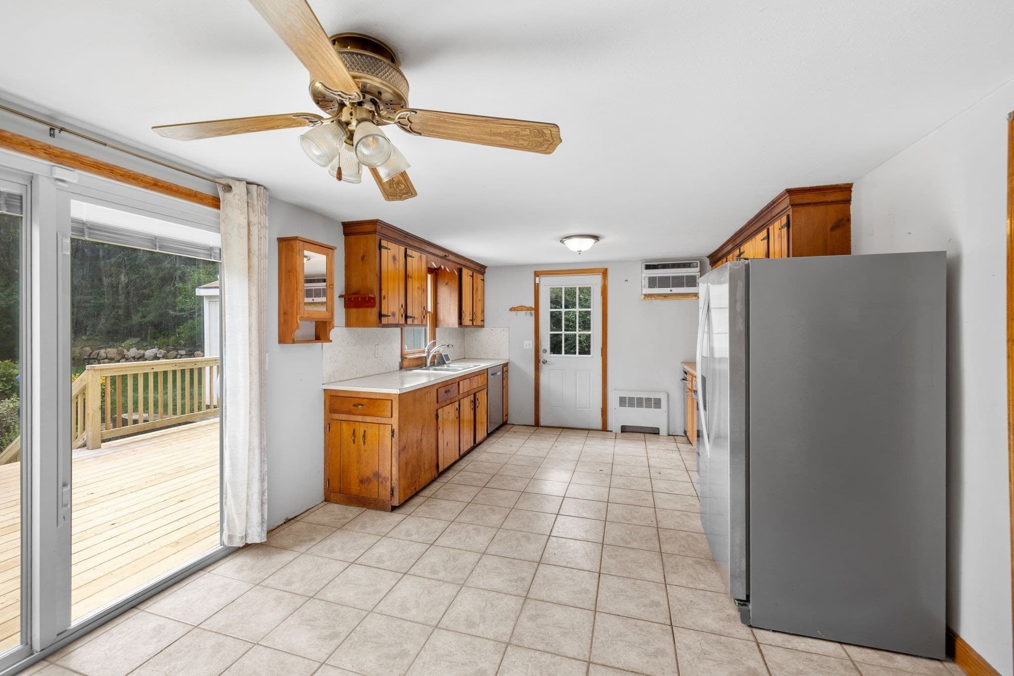 Single Family Residence at 19 Essex Rd, Mashpee MA 02649, Mashpee, photo 8 of 26