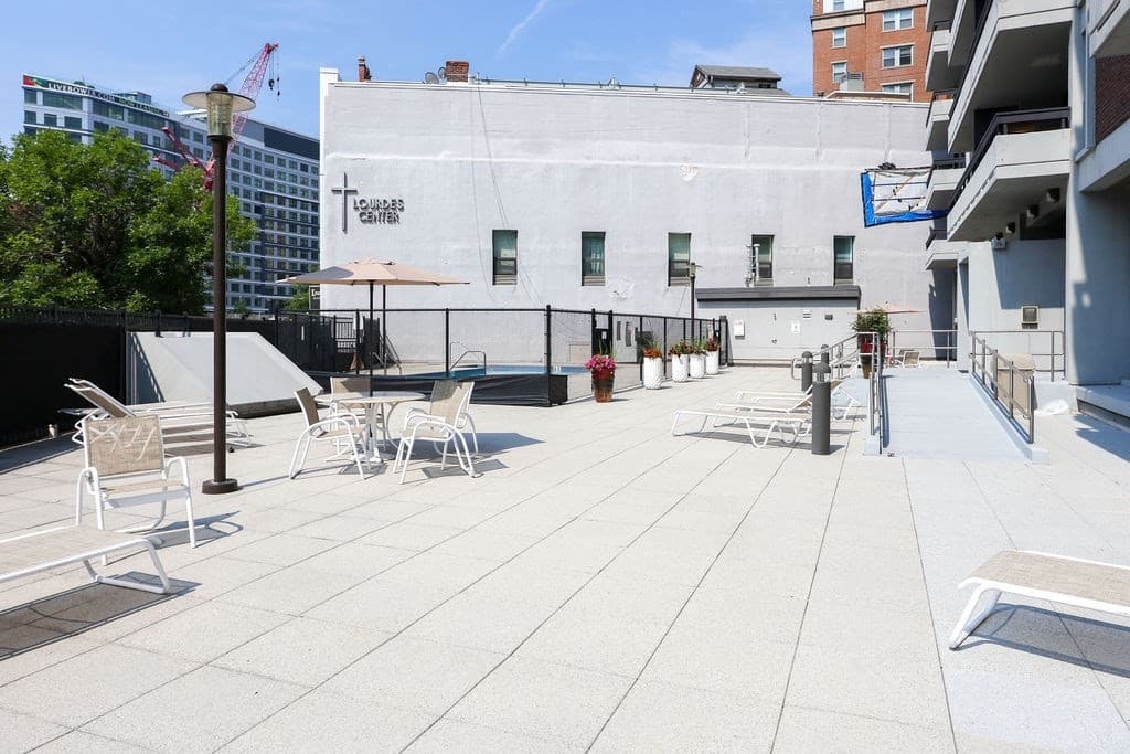 Stock Cooperative at 566 Commonwealth # 708, Boston MA 02215, photo 27 of 30