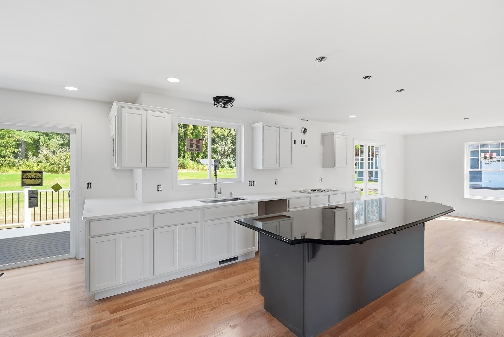 Single Family Residence at 10 Happy Acres, East Longmeadow MA 01028, East Longmeadow, photo 13 of 42