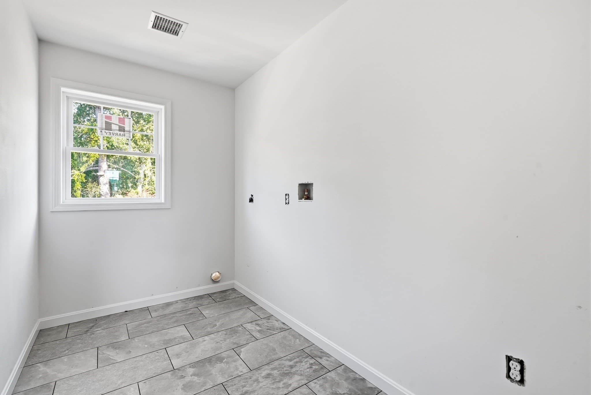 Single Family Residence at 10 Happy Acres, East Longmeadow MA 01028, East Longmeadow, photo 30 of 42