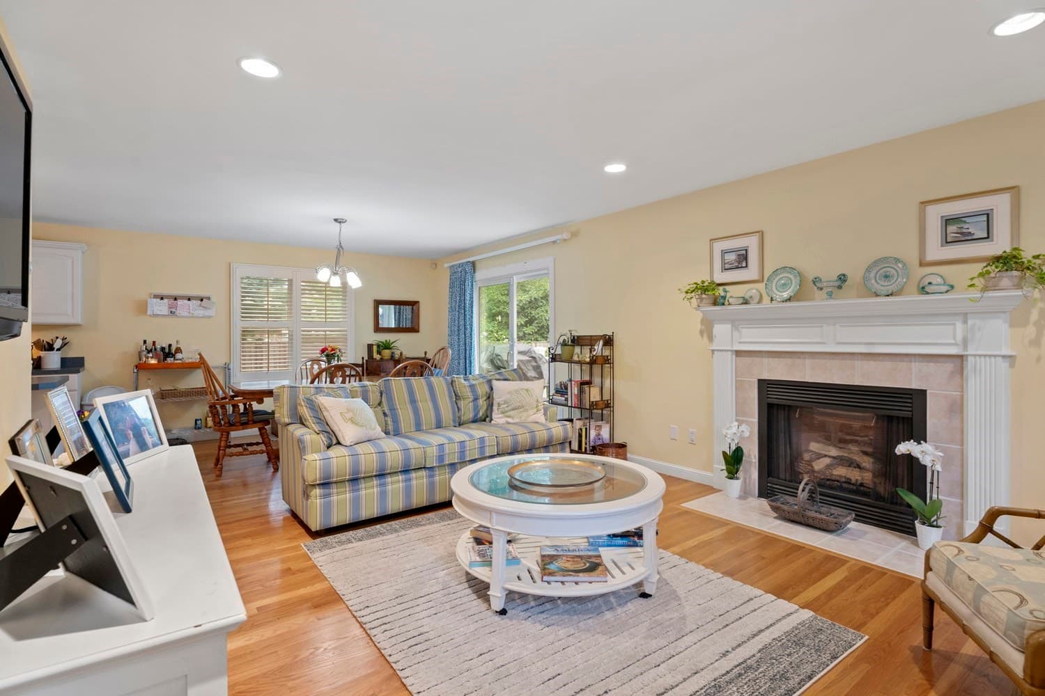 Single Family Residence at 87 Neshobe Rd, Mashpee MA 02649, Mashpee, photo 7 of 35