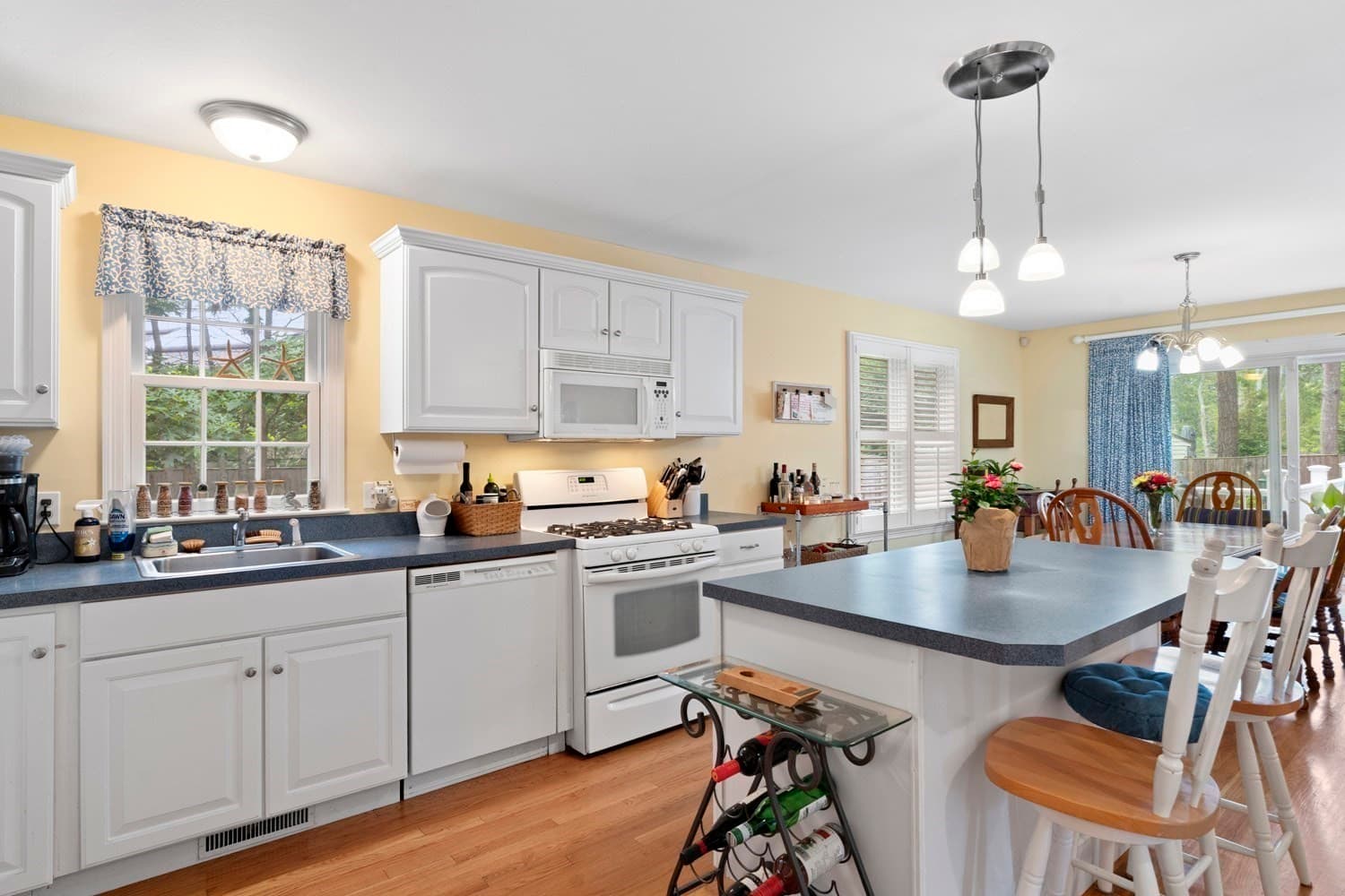 Single Family Residence at 87 Neshobe Rd, Mashpee MA 02649, Mashpee, photo 9 of 35