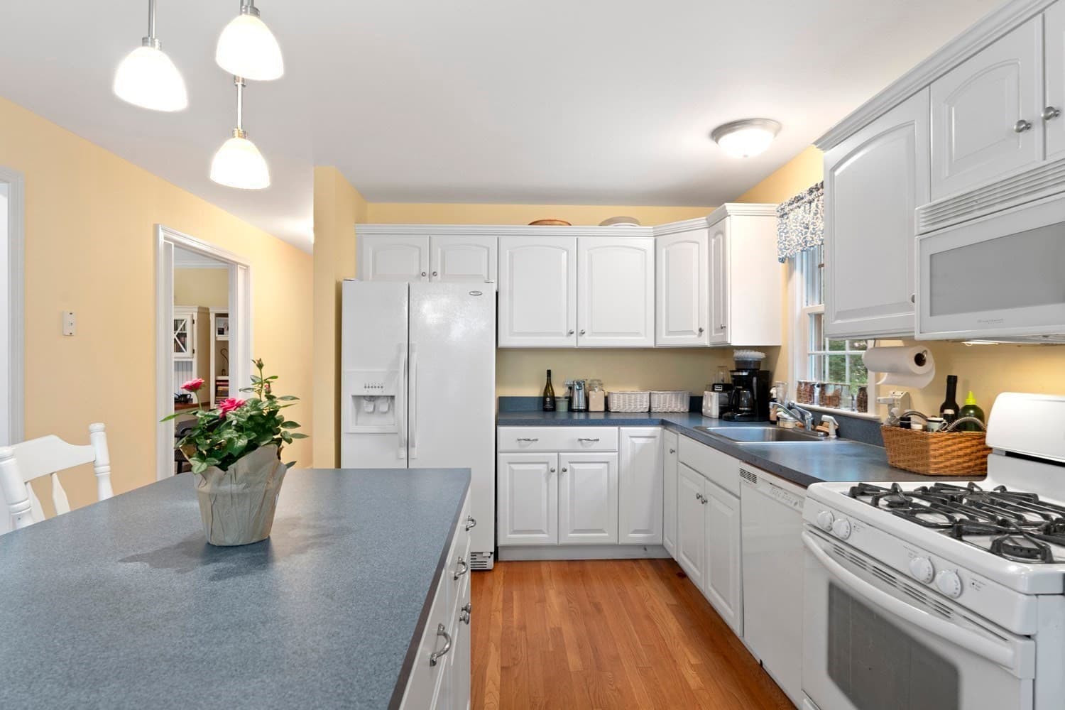 Single Family Residence at 87 Neshobe Rd, Mashpee MA 02649, Mashpee, photo 10 of 35