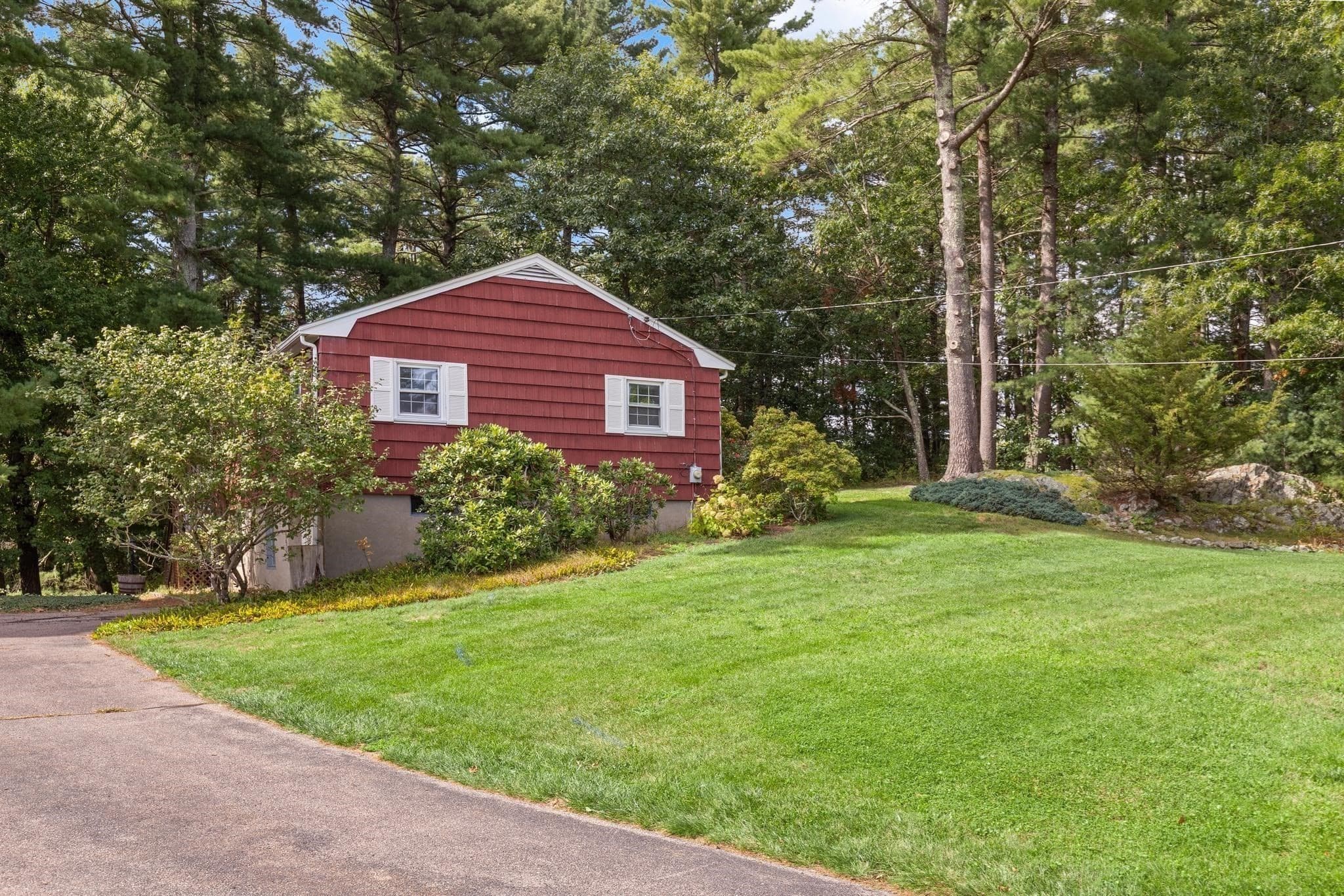 Single Family Residence at 93 Seekonk Street, Norfolk MA 02056, Norfolk, photo 7 of 34