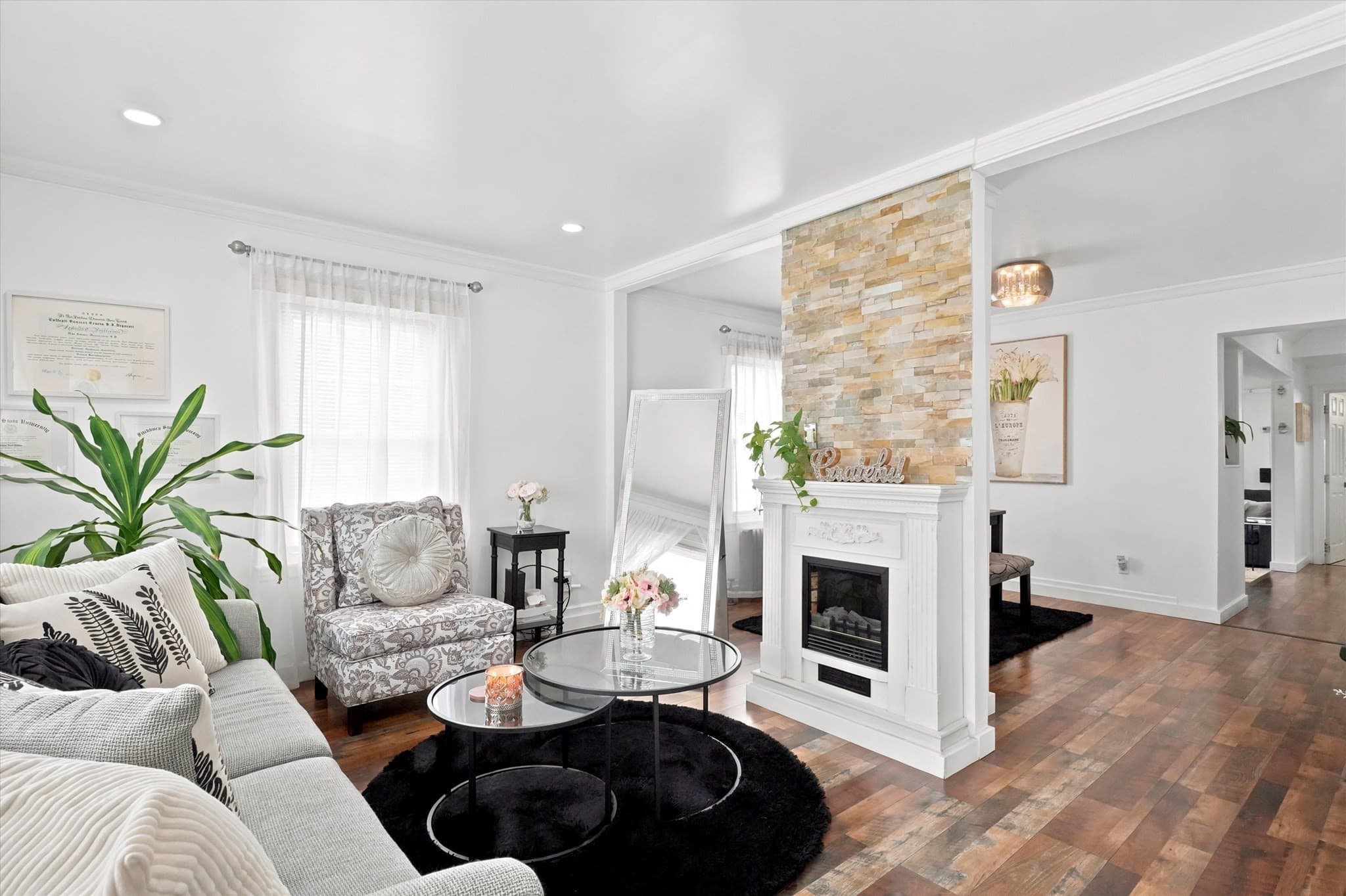 Single Family Residence at 25 Orient St, Worcester MA 01604, Worcester, photo 7 of 36