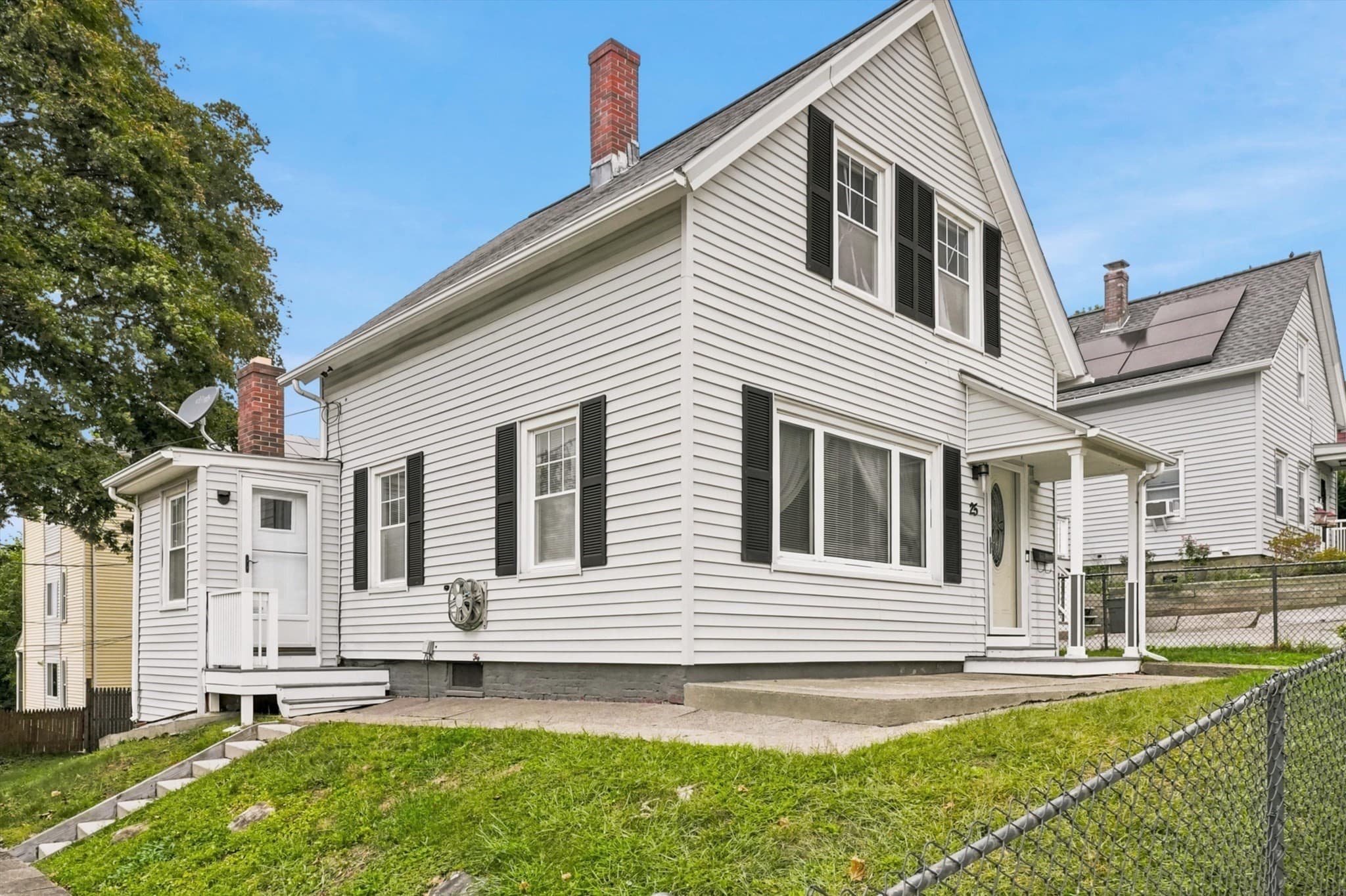 Single Family Residence at 25 Orient St, Worcester MA 01604, Worcester, photo 32 of 36